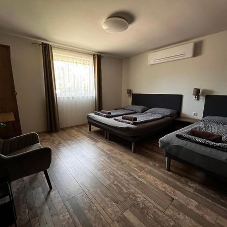 Laura Villa Balatonlelle Dış mekan fotoğraf